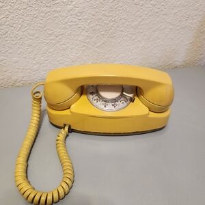 Western Electric Yellow Vintage PRINCESS phone